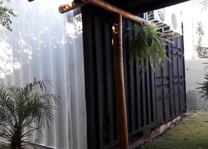 Lolosa Suites Container